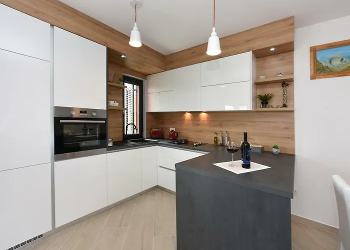 Iris Zadarvillas Vila Pridraga