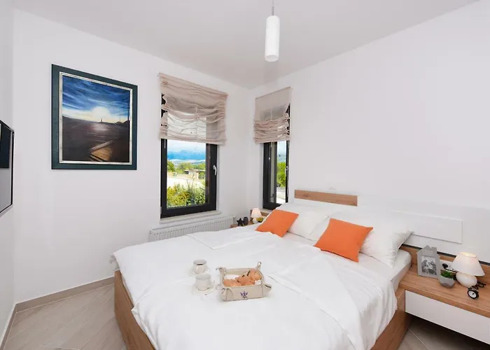 Iris Zadarvillas * Pridraga