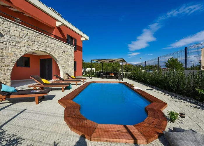 Iris Zadarvillas Villa